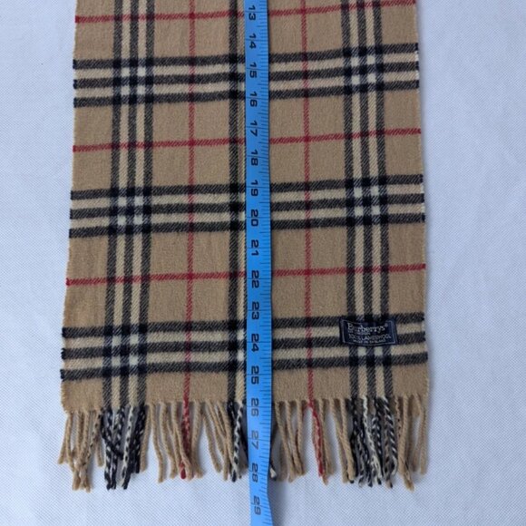 Burberrys Scarf Beige – Unisex 100% Lambswool Check – Pre-Loved – Elegant & Cozy - Picture 6 of 8